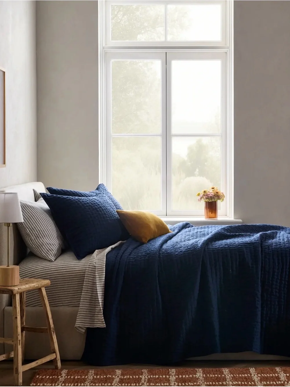 European Double Sided King/Cal King Quilt (ONLY) in Navy - Retail $170